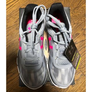 アンダーアーマー(UNDER ARMOUR)のアンダーアーマー  MICRO G VELOCITY RN GR(スニーカー)