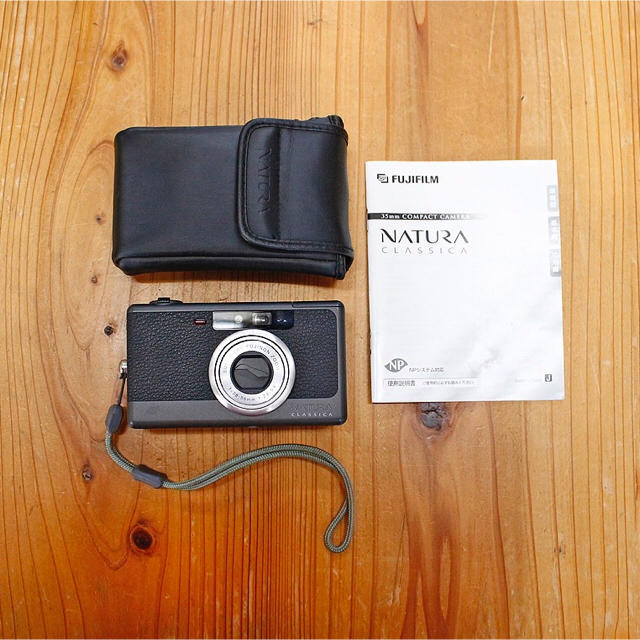 富士フイルム(フジフイルム)のFUJIFILM フィルムカメラ  NATURA CLASSICA  スマホ/家電/カメラのカメラ(フィルムカメラ)の商品写真