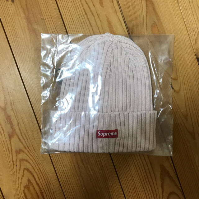 Supreme(シュプリーム)のSUPREME Overdyed Ribbed Beanie メンズの帽子(ニット帽/ビーニー)の商品写真