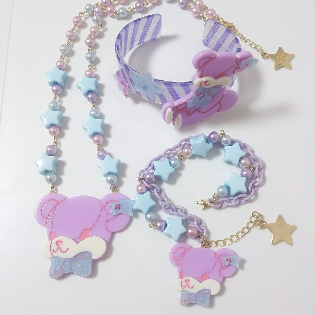 Angelic Pretty(アンジェリックプリティー)のはにかみベアアクセサリー ネックレス バングル angelicpretty  レディースのアクセサリー(ネックレス)の商品写真