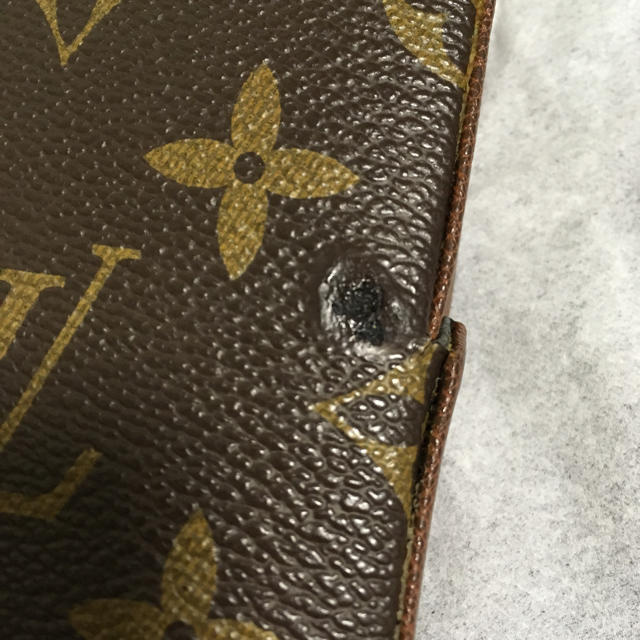 LOUIS VUITTON(ルイヴィトン)のシガレットケース レディースのファッション小物(ポーチ)の商品写真