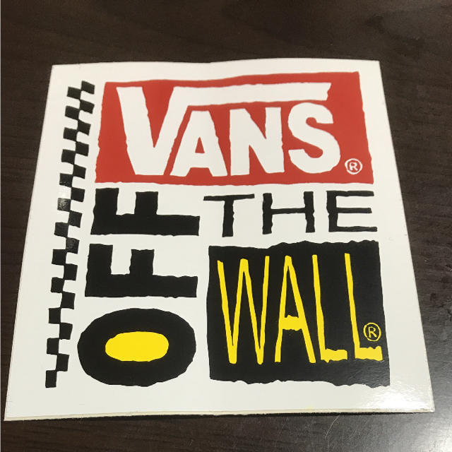 VANS(ヴァンズ)の【縦9.8cm横8.5cm】 VANS ステッカー 自動車/バイクのバイク(ステッカー)の商品写真