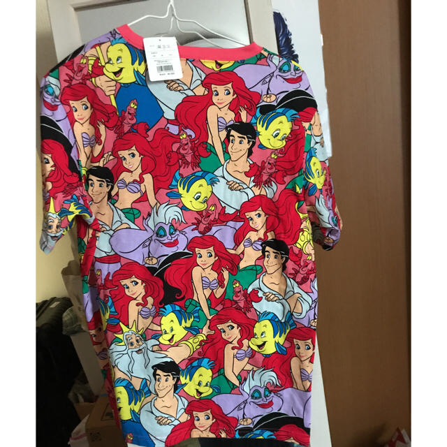 Disney(ディズニー)のディズニー Tシャツ レディースのトップス(Tシャツ(半袖/袖なし))の商品写真