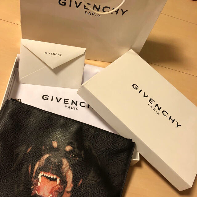 GIVENCHY ロットワイラー クラッチバッグ