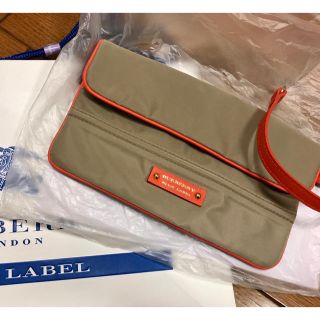 バーバリーブルーレーベル(BURBERRY BLUE LABEL)のBurberryブルーレーベル 新品(ポーチ)