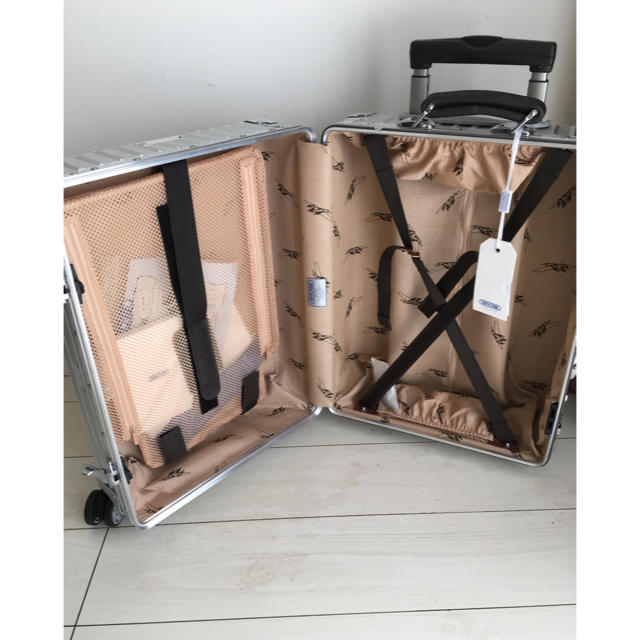 a様専用】リモワ クラシックフライト 35L 4輪 - dentalmedica.com.ve