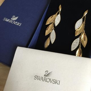 スワロフスキー(SWAROVSKI)のスワロフスキー ピアス(ピアス)