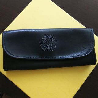 ジャンニヴェルサーチ(Gianni Versace)のジャンニ・ベルサーチソフトメガネケース最終値下げ(サングラス/メガネ)