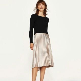 ザラ(ZARA)のZARA  プリーツスカート(ひざ丈スカート)