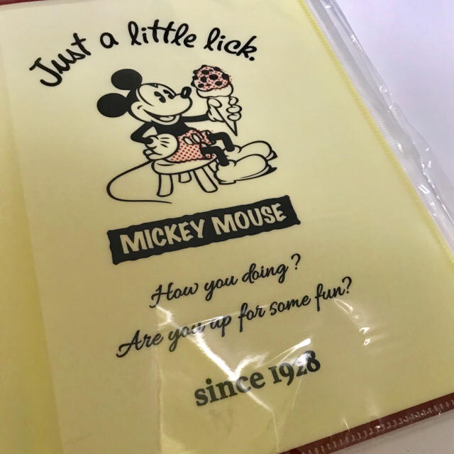 Disney(ディズニー)の新品 クリアファイル ディズニー ミッキー ミッキーマウス ファスナーケース エンタメ/ホビーのアニメグッズ(クリアファイル)の商品写真