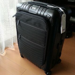 リモワ(RIMOWA)の新品未使用 リモワ スーツケース 機内持ち込み 37L(トラベルバッグ/スーツケース)