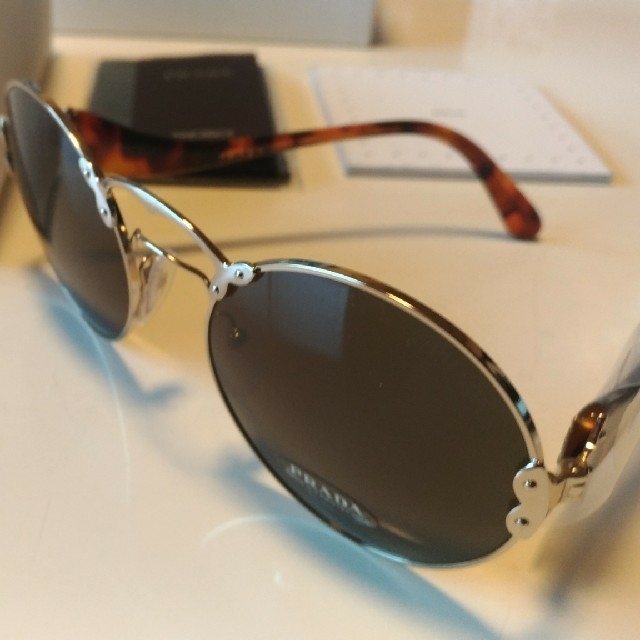 PRADA - PRADA SPR55T ZVN4J1 hydeの通販 by えだまめ's shop PRADA - PRADA SPR55T ZVN4J1 hydeの通販 by えだまめ's shop