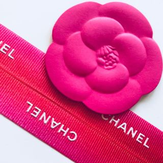 シャネル(CHANEL)のシャネル リボン&カメリアステッカー  グラデーションピンク 正規品(ラッピング/包装)