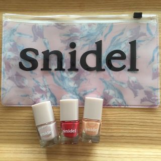 スナイデル(SNIDEL)のSweet 付録 ポーチとネイル３色(ファッション)