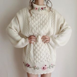 ロキエ(Lochie)の flower embroidery knit mini dress♥(ミニワンピース)