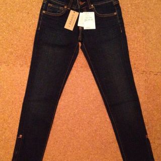 ジェイブランド(J BRAND)の＊新品 J BRAND スキニー 23(デニム/ジーンズ)