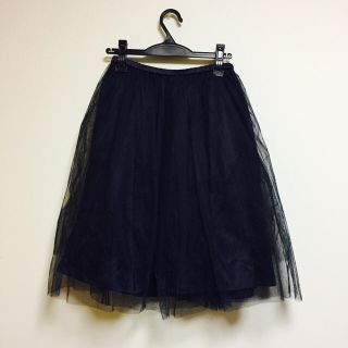 ダブルクローゼット(w closet)の村田倫子さん着用 黒チュールスカート(ひざ丈スカート)