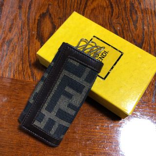 フェンディ(FENDI)のFENDI 4連 キーケース(キーケース)