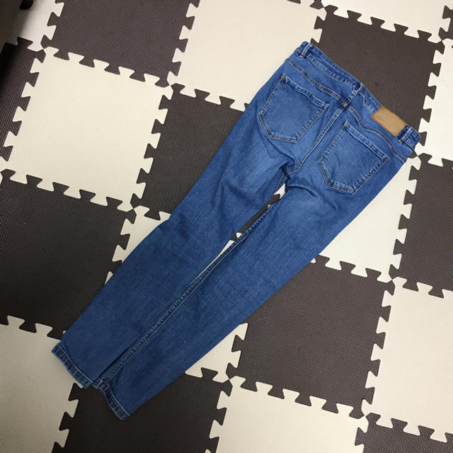 ZARA(ザラ)のZARA スキニーパンツ レディースのパンツ(スキニーパンツ)の商品写真