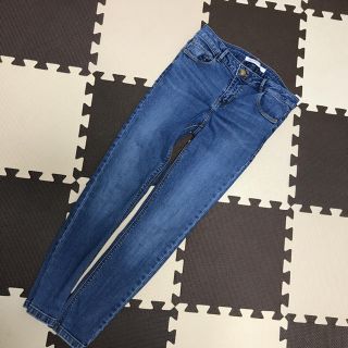 ザラ(ZARA)のZARA スキニーパンツ(スキニーパンツ)