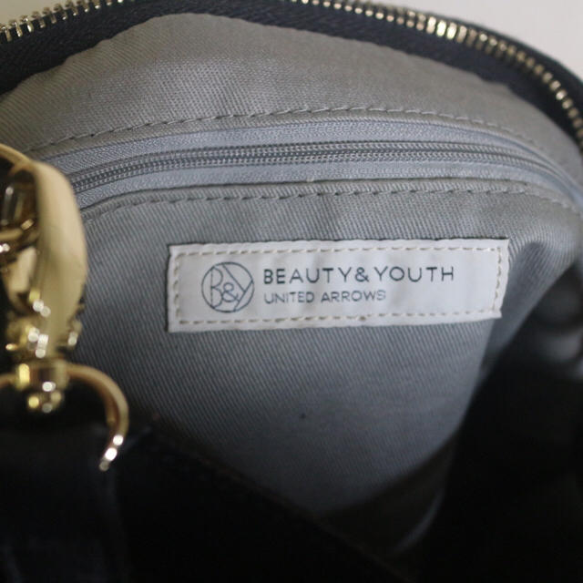 BEAUTY&YOUTH UNITED ARROWS(ビューティアンドユースユナイテッドアローズ)のB&Y コンビレザーチェーン4ウェイショルダーバッグ レディースのバッグ(ショルダーバッグ)の商品写真