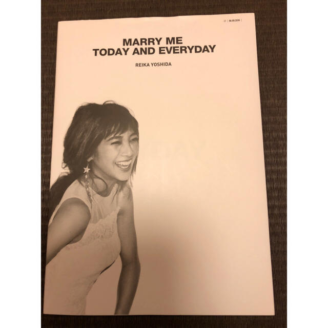 TODAYFUL(トゥデイフル)のMARRY ME TODAY AND EVERYDAY/吉田 怜香 エンタメ/ホビーの雑誌(ファッション)の商品写真