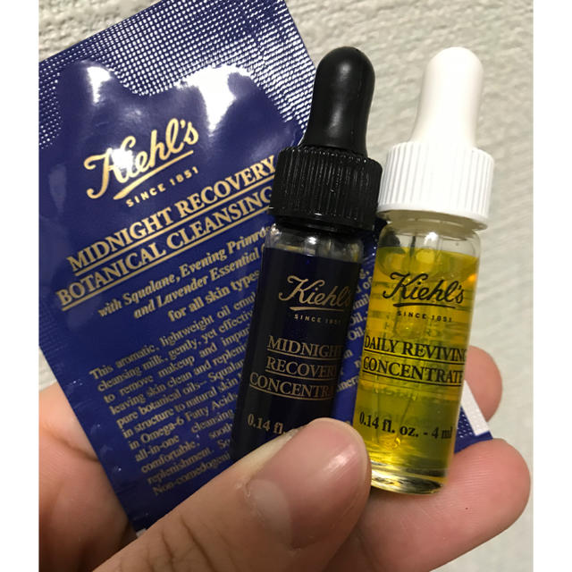 Kiehl's(キールズ)の☆お買得☆キールズ ローション& DS ライン コンセントレート セット コスメ/美容のスキンケア/基礎化粧品(美容液)の商品写真