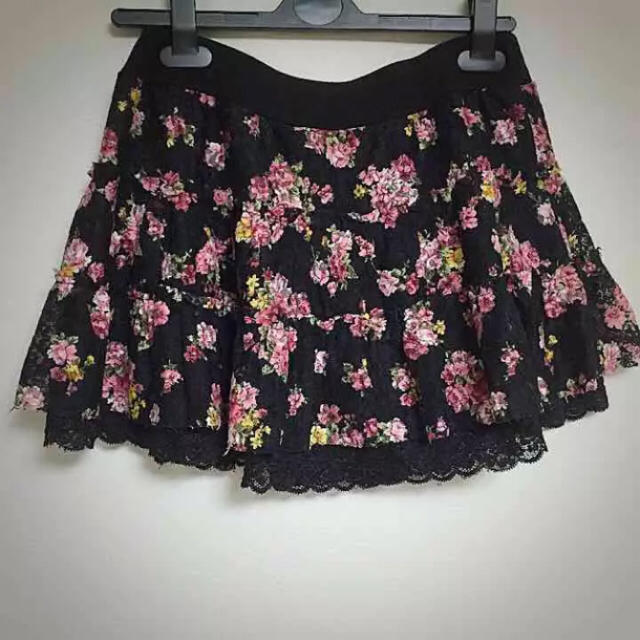 PinkyGirls(ピンキーガールズ)のピンキーガールズ 花柄スカート レディースのスカート(ミニスカート)の商品写真