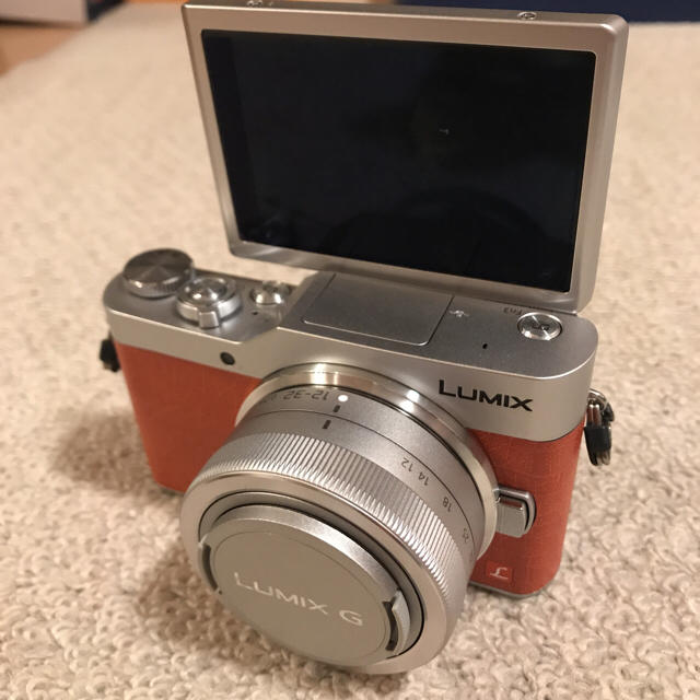 Panasonic(パナソニック)のほぼ新品  LUMIX  gf9 標準レンズ付き スマホ/家電/カメラのカメラ(ミラーレス一眼)の商品写真