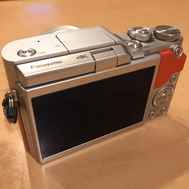 Panasonic(パナソニック)のほぼ新品  LUMIX  gf9 標準レンズ付き スマホ/家電/カメラのカメラ(ミラーレス一眼)の商品写真