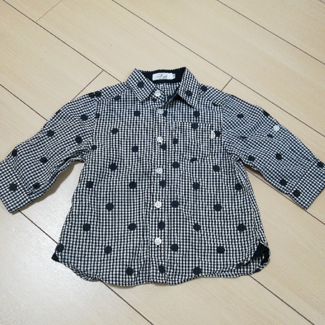 BEBE Noeil(ベベノイユ)のBeBe ドットチェック柄シャツ☆100cm キッズ/ベビー/マタニティのキッズ服男の子用(90cm~)(ブラウス)の商品写真