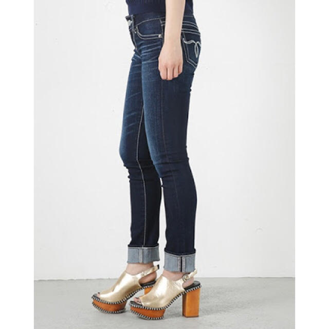 moussy(マウジー)のmoussy★nylon fit straight slimデニム レディースのパンツ(デニム/ジーンズ)の商品写真