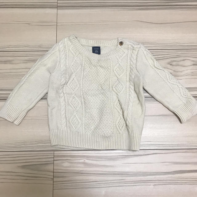 babyGAP(ベビーギャップ)のbaby GAP ケーブルニット キッズ/ベビー/マタニティのベビー服(~85cm)(ニット/セーター)の商品写真