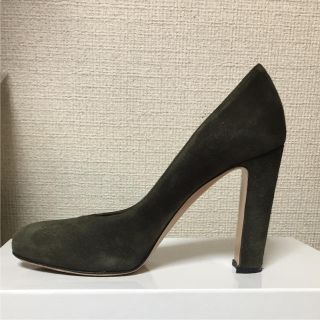 ジャンヴィットロッシ(Gianvito Rossi)の【関東娘様専用】ジャンビトロッシ♡パンプス♡カーキ(ハイヒール/パンプス)