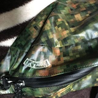 ナイトレイド(nitraid)のnitraid NITRAID モザイク BAG ナイトレイド(その他)