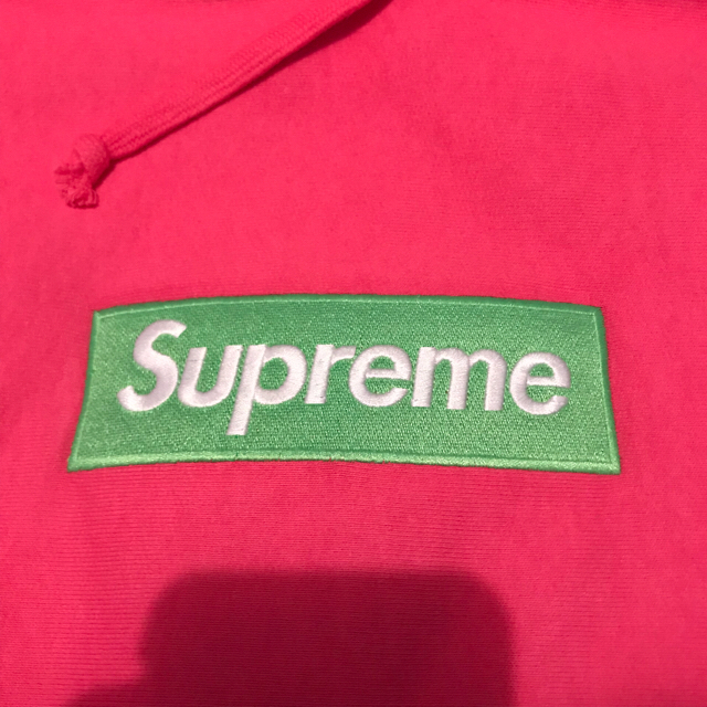Supreme(シュプリーム)のL Supreme Box Logo Hooded Sweatshirt 新品 メンズのトップス(パーカー)の商品写真