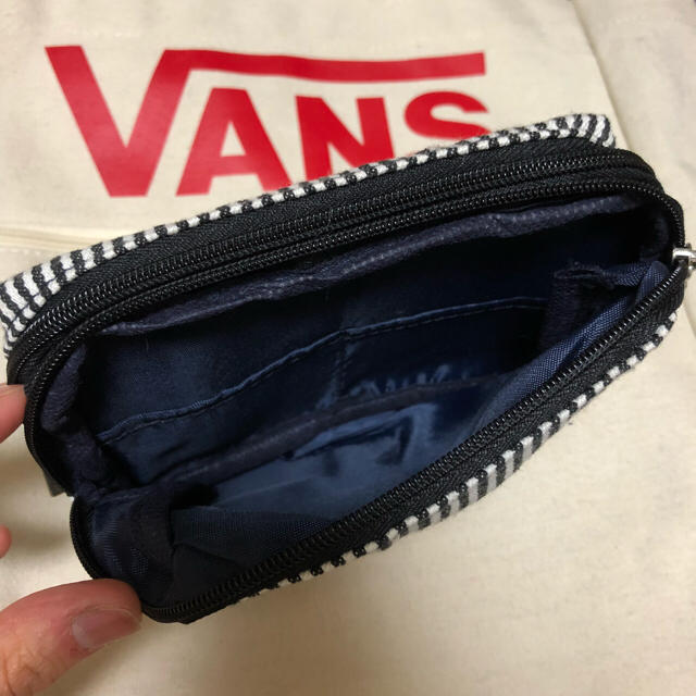 VANS(ヴァンズ)の♡mini♡VANS付録ポーチ♡ レディースのファッション小物(ポーチ)の商品写真