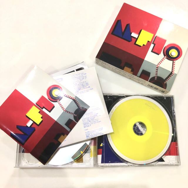 m-flo MF10 -10th ANNIVERSARY BEST(DVD付) エンタメ/ホビーのDVD/ブルーレイ(ミュージック)の商品写真