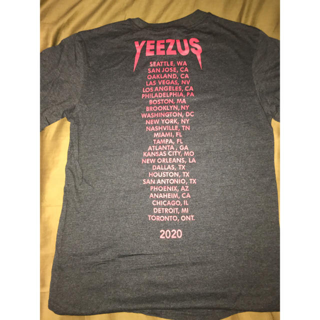 yeezus サイズL メンズのトップス(Tシャツ/カットソー(半袖/袖なし))の商品写真