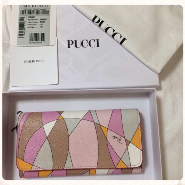 EMILIO PUCCI(エミリオプッチ)のエミリオプッチ♥️長財布♥️ レディースのファッション小物(財布)の商品写真