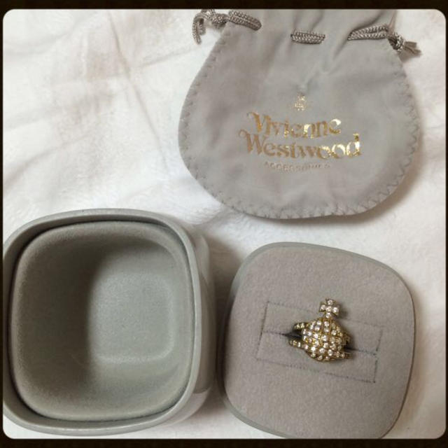 Vivienne Westwood(ヴィヴィアンウエストウッド)のヴィヴィアンウエストウッド 指輪💍 レディースのアクセサリー(リング(指輪))の商品写真