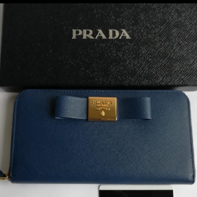 財布 PRADA