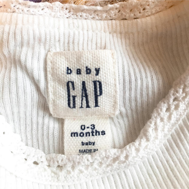 babyGAP(ベビーギャップ)のどんちゃん様専用 キッズ/ベビー/マタニティのベビー服(~85cm)(ロンパース)の商品写真