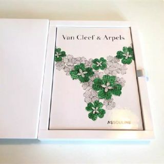 ヴァンクリーフアンドアーペル(Van Cleef & Arpels)の非売品ヴァンクリーフ&アーペル 写真集 カタログ 本(その他)