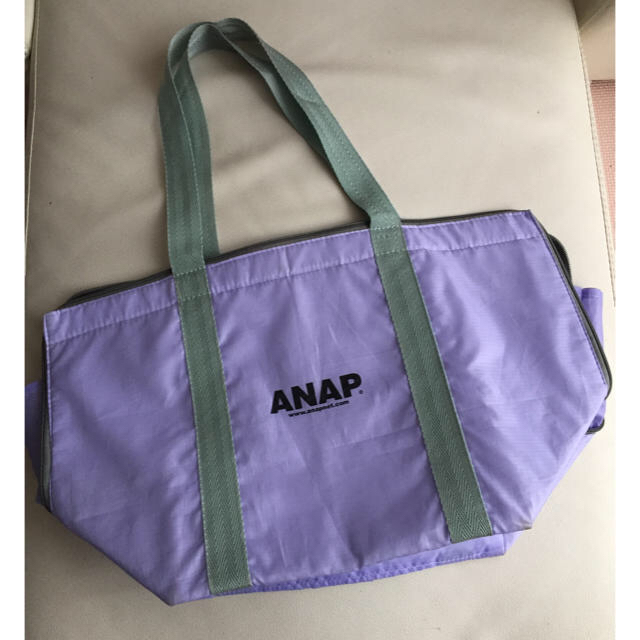 ANAP(アナップ)の最終値下げ  引っ越しの為、売れなければ処分しますANAP💗保冷レジカゴバッグ レディースのバッグ(エコバッグ)の商品写真