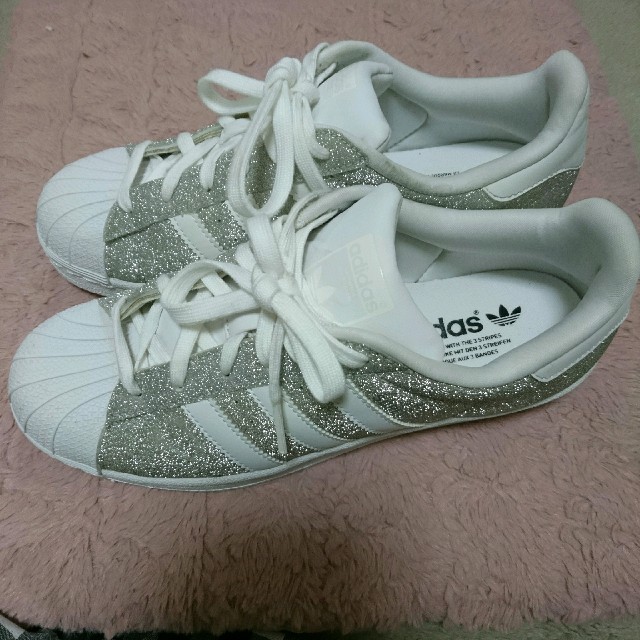 Adidas アディダス キラキラグリッタースニーカーの通販 By おすぎ S Shop アディダスならラクマ Adidas アディダス キラキラグリッタースニーカーの通販 By おすぎ S Shop アディダスならラクマ