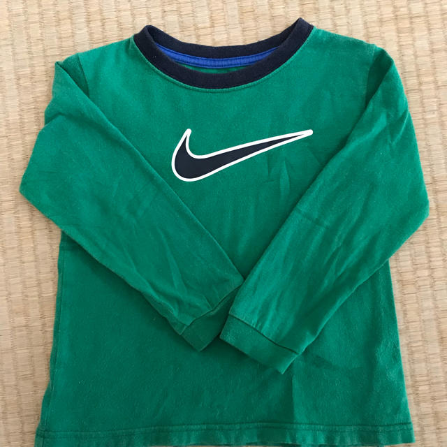 NIKE(ナイキ)のNIKE☆100センチ☆ロンT キッズ/ベビー/マタニティのキッズ服男の子用(90cm~)(Tシャツ/カットソー)の商品写真