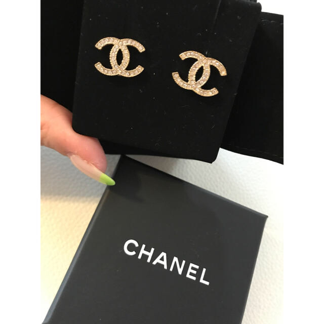 CHANEL ピアス キラキラ 正規品