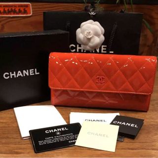 シャネル(CHANEL)のCHANEL パテントマトラッセライン ファスナーウォレット 財布(財布)