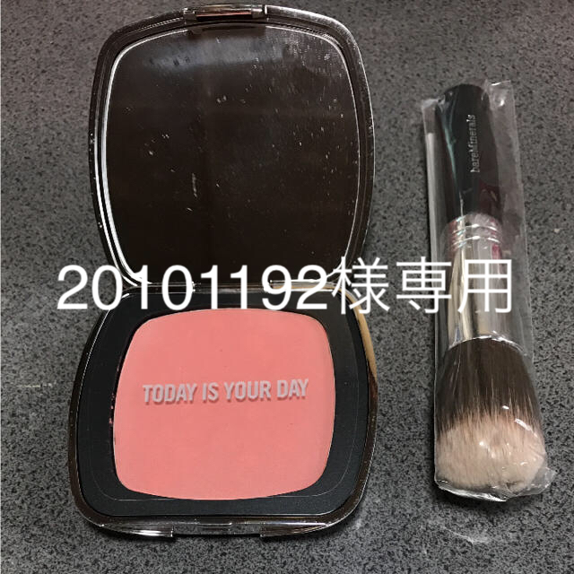 bareMinerals(ベアミネラル)のベアミネラル フェイスカラー＆フェイスブラシ＆チーク コスメ/美容のベースメイク/化粧品(フェイスカラー)の商品写真